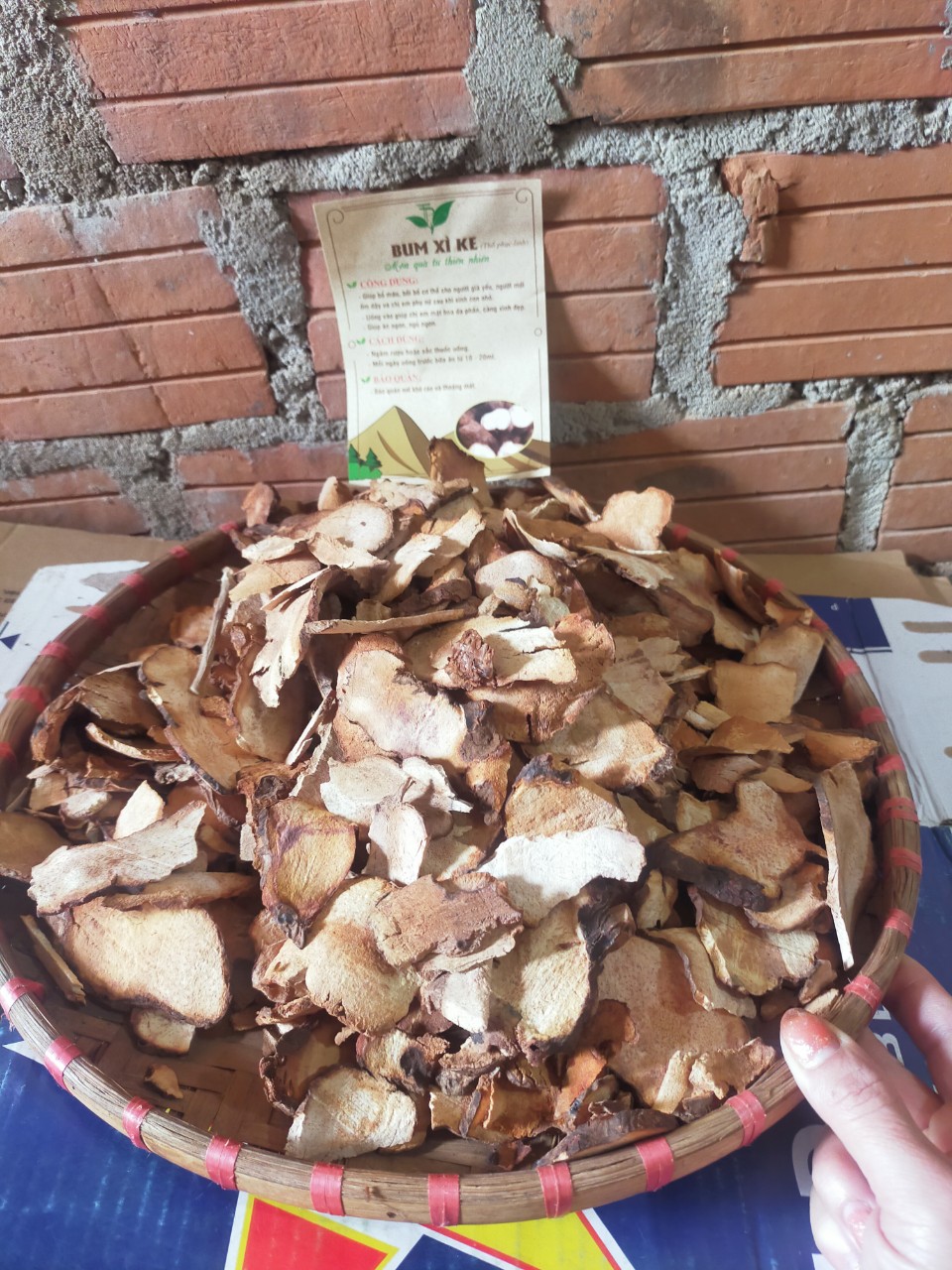 z4661073334097_aa7db1fc28f63b7f3296bbb353dc8b83 Củ khúc khắc