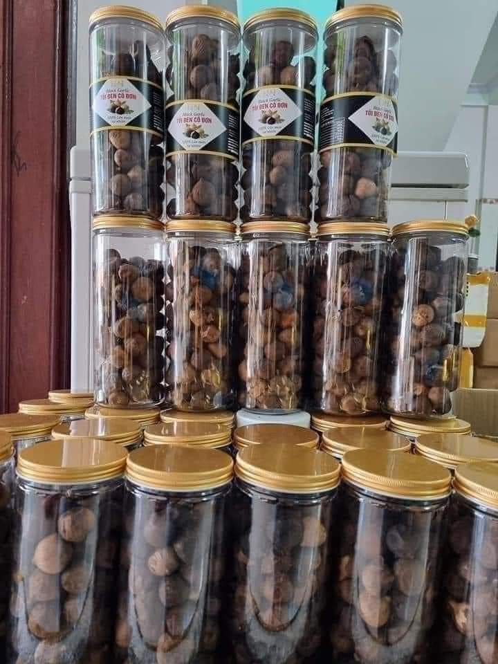 z4661102680050_e738ebe42d5ca607d89da2fd7025afb8 Tỏi đen cô đơn